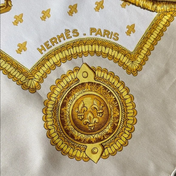 HERMES PARIS Selles A Housse Equestrian Silk Scarf Vintage - Picture 5 of 5